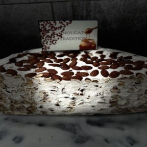 Nougat Traditionnel Nougats Qualité Artisanale Nougat traditionnel artisanal aux amandes et miel de lavande