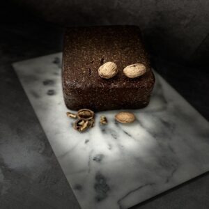 Pavé seynois, confiserie provençale artisanale aux figues, miel et noix